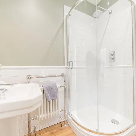 Дом отдыха Poppy's Эмблсайд